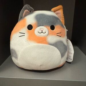 Tahoe the cat squishmallow